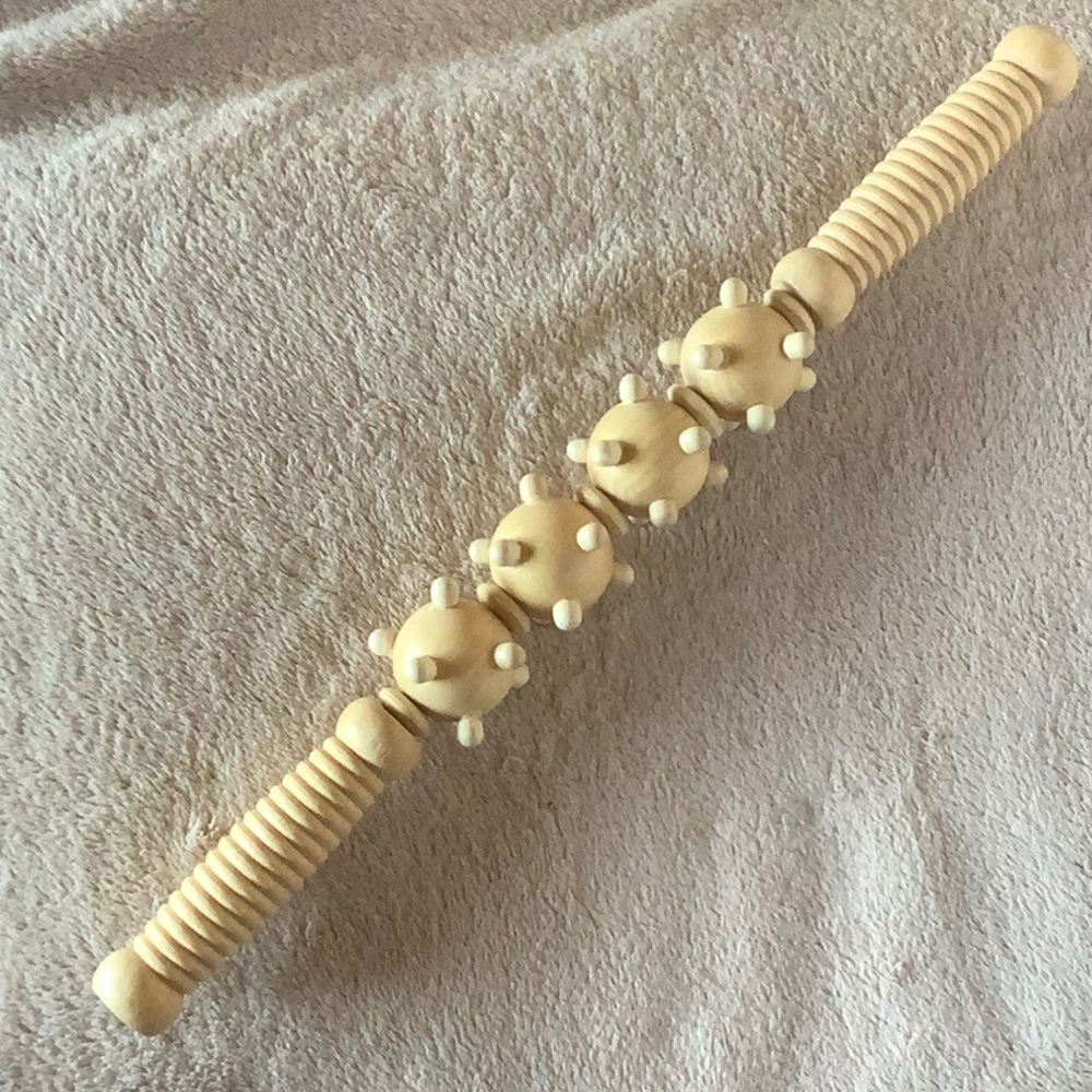 AVON DIMPLE DOZER CELLULITE ROLLER